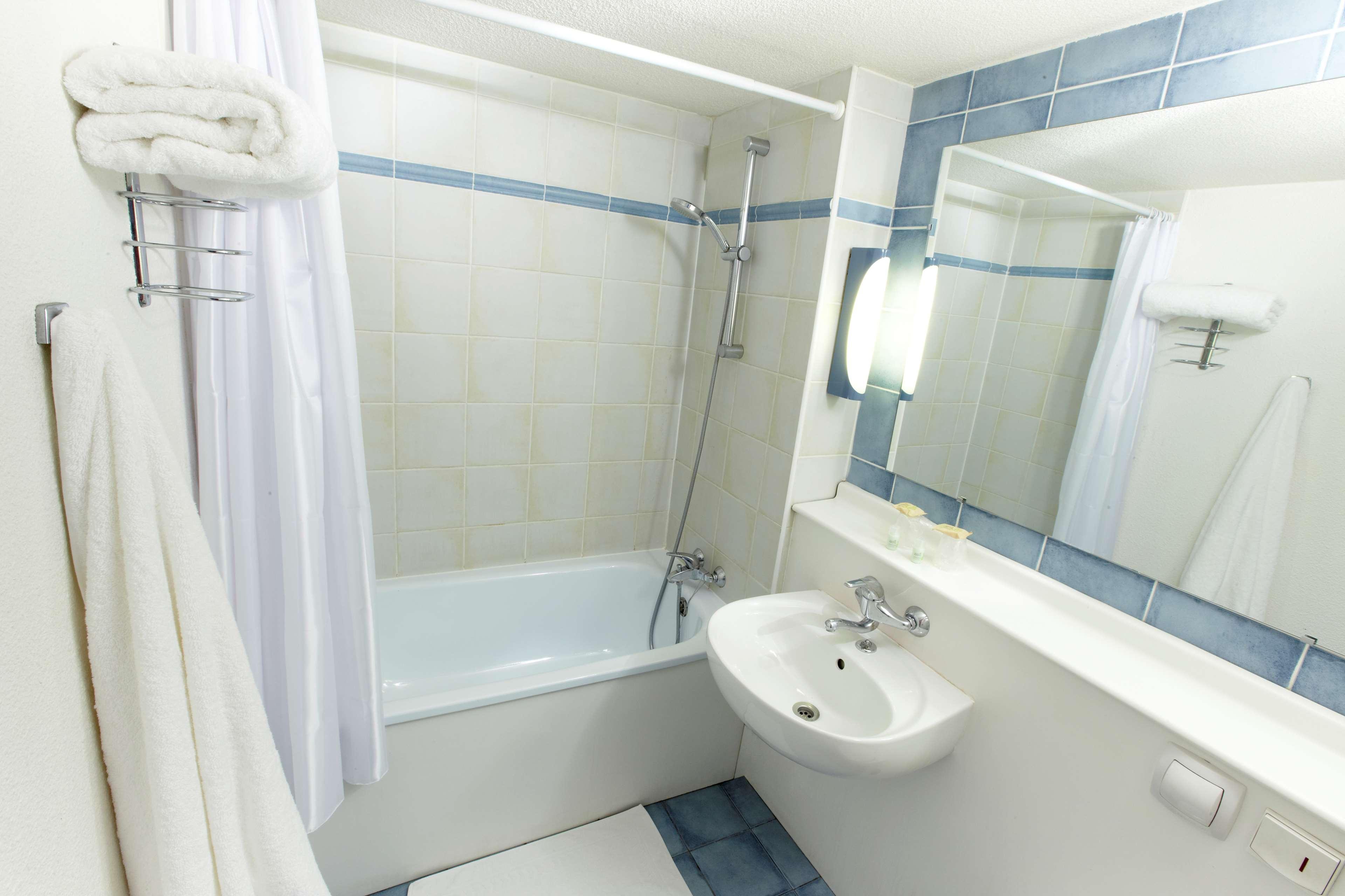 Campanile Dax - Saint-Paul-Les-Dax Hotel Bagian luar foto